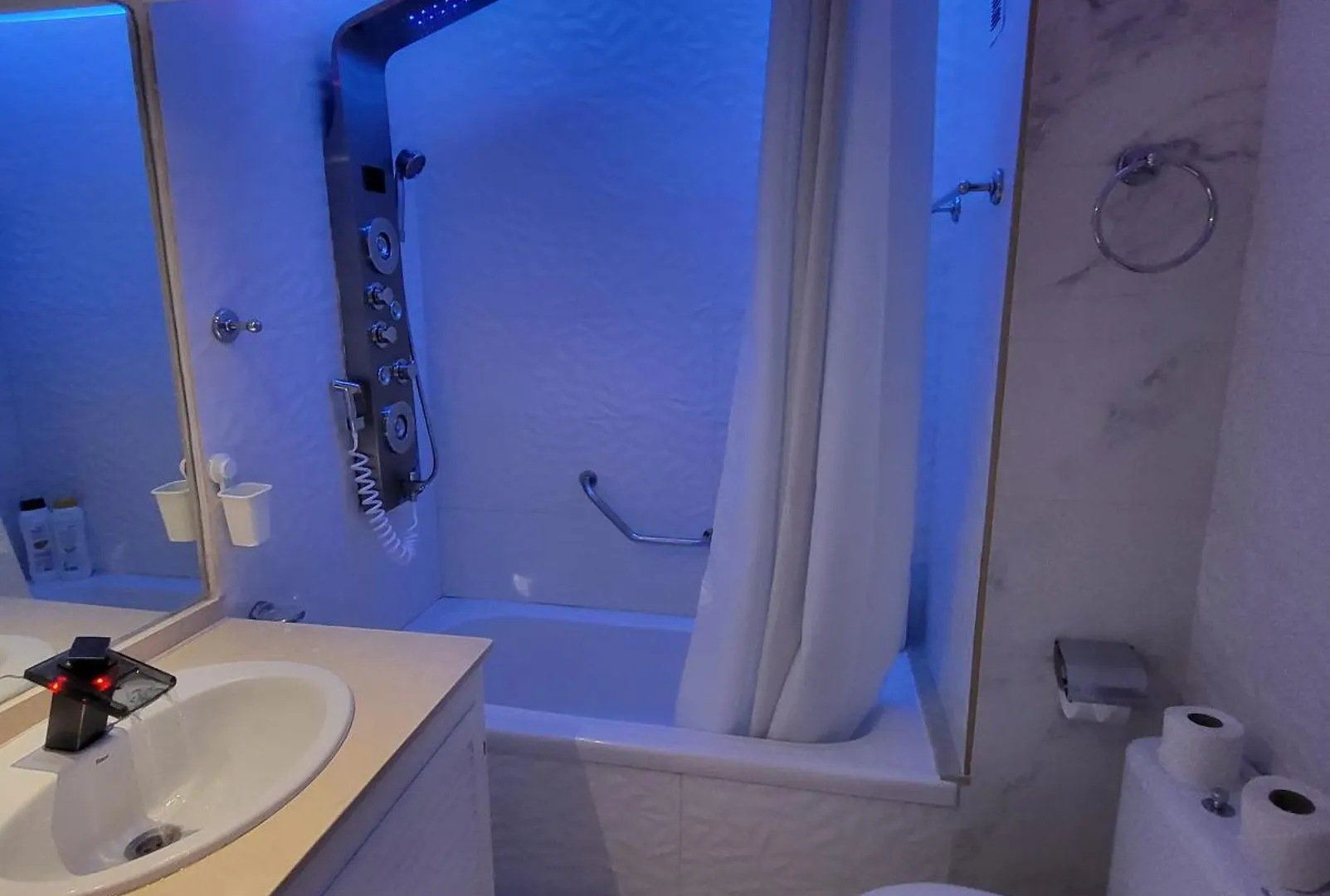 Apartamento Moderno Y Luminoso Atico Con Vistas Y Piscina San Miguel de Abona España