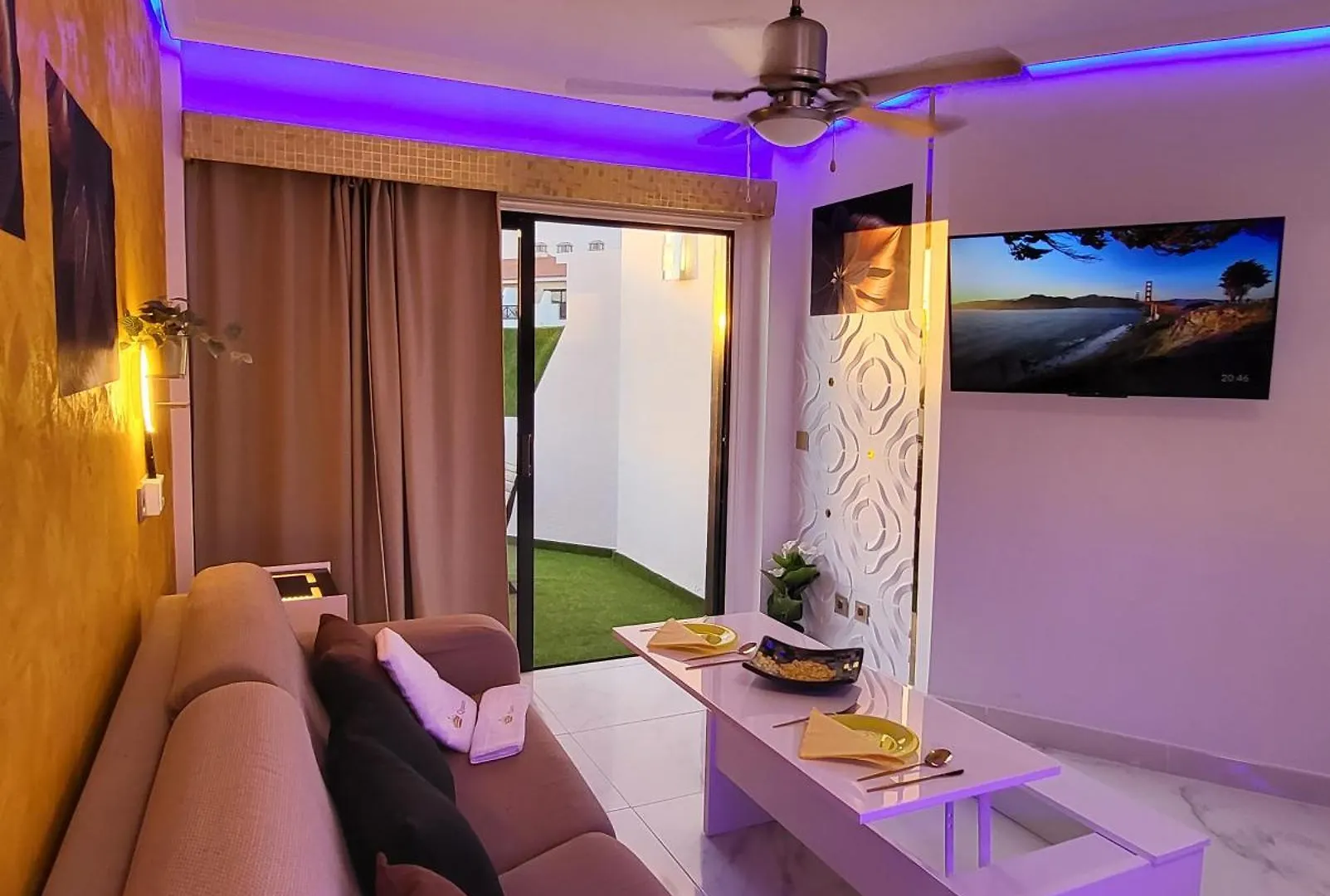 Moderno Y Luminoso Atico Con Vistas Y Piscina Apartment San Miguel de Abona